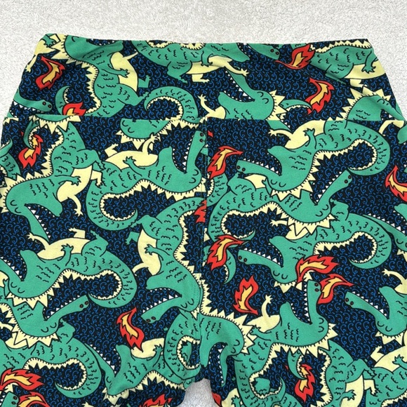 LuLaroe Dragon Leggings. OS - Picture 4 of 7